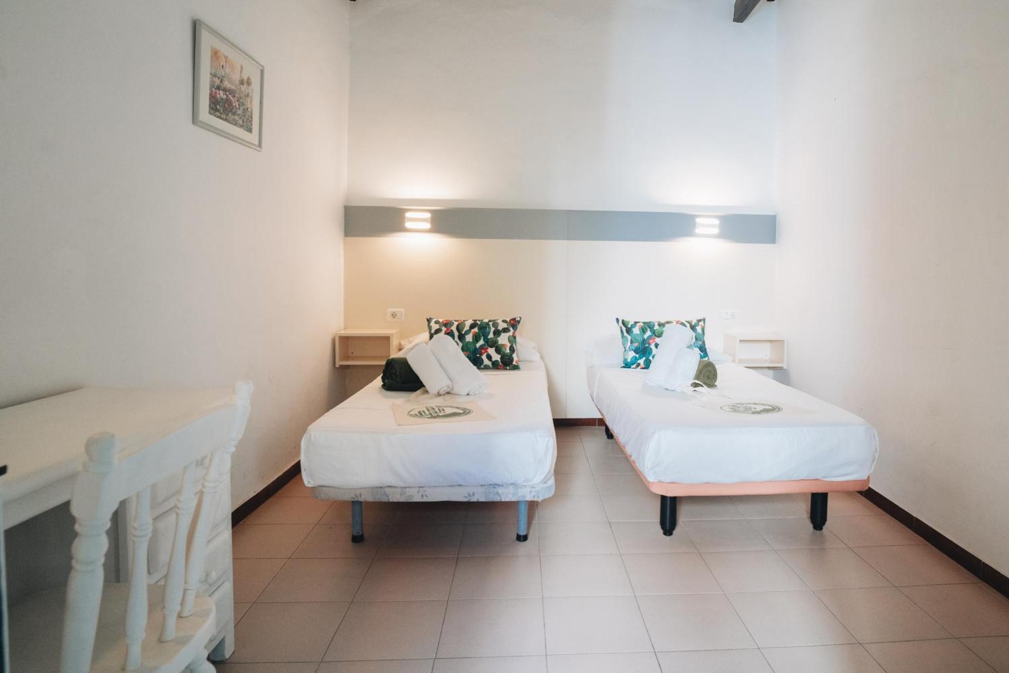 Cactus Hostel San Sebastian De La Gomera Exterior photo